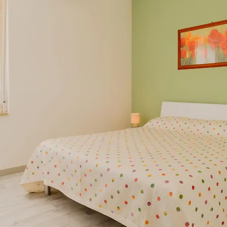 Appartement Guesthost - Comfy Near The
