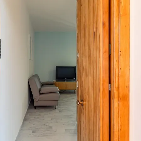 Appartement Guesthost - Comfy Near The